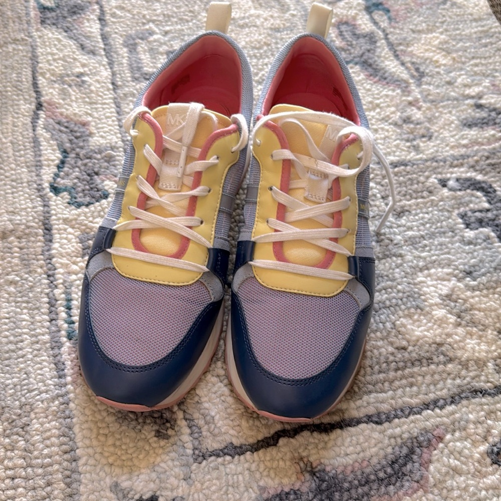 Mk shoes